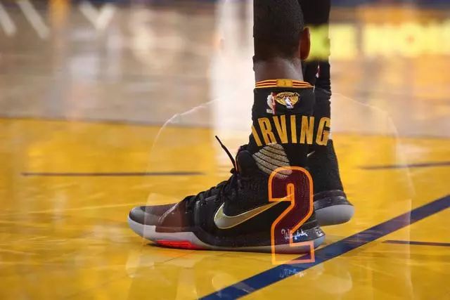 NBA杯战报：亚历山大37分8助，雷霆123-119险胜太阳（NBA杯焦点战：亚历山大37分8助发威，雷霆123-119惊险击退太阳）