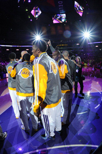 跟队：米兰有意签下阿图博卢，卡普里莱和雷斯特也在名单中（随队记者：米兰有意引进阿图博卢，卡普里莱与雷斯特同列候选名单）