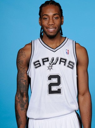 斯科蒂-巴恩斯23分 NBA湖人123-120险胜猛龙 里夫斯44分（里夫斯轰44分，湖人123-120险胜猛龙，巴恩斯拿下23分）