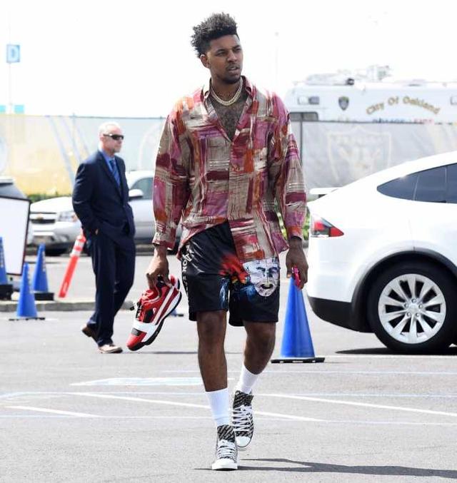 近期手感不佳！文班：我之前没经历过这种防守，我在努力适应（文班谈近况：首次遇到这种防守 近期状态起伏 正在努力适应）