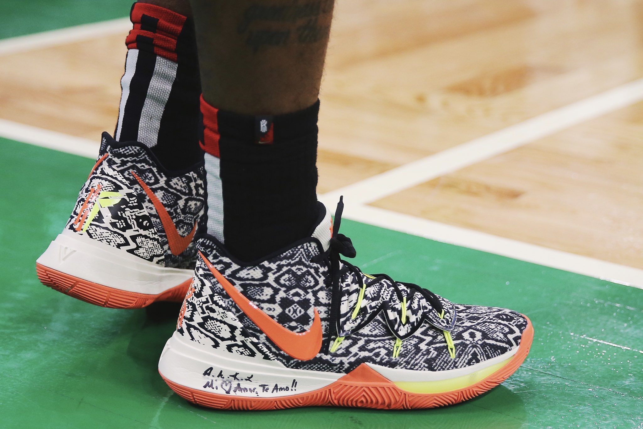 一场比赛，看清一切（一场对决，真相尽现）