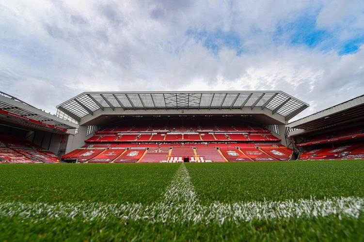 尤尔曼德：瓜帅是最伟大教练之一，为足球的发展做出巨大贡献（尤尔曼德盛赞瓜迪奥拉：足坛顶尖名帅，推动足球进步功不可没）