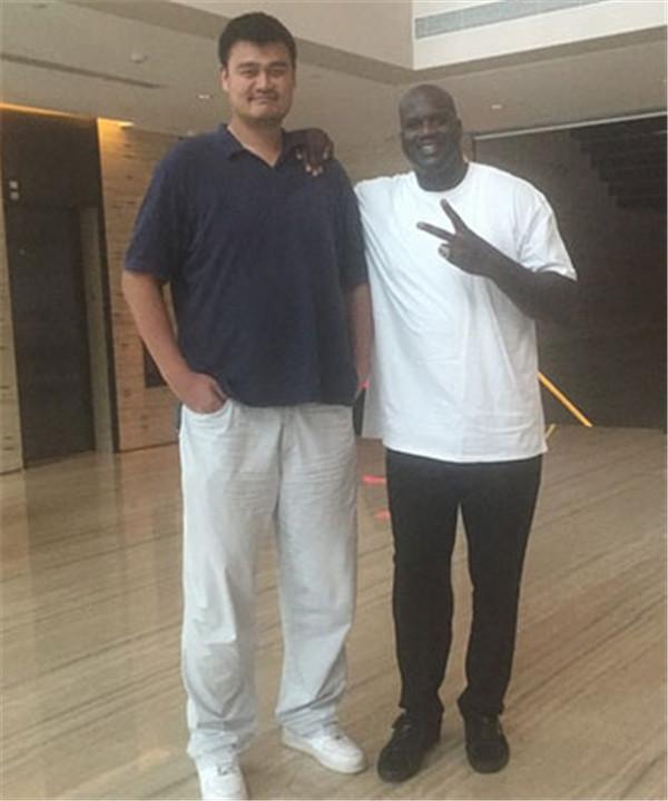 杜兰特关键投篮稳定输出（杜兰特关键时刻投篮稳健发挥）