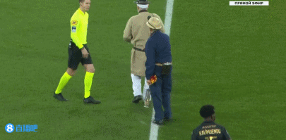 中超比赛亮点：上海海港绝杀山东泰山,